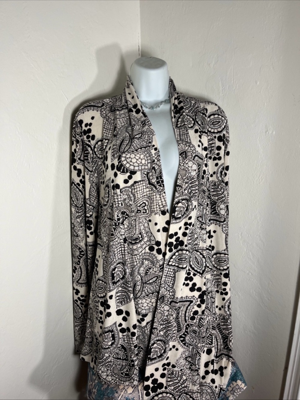 TravelSmith Black and Cream Paisley Open-Front Cardigan